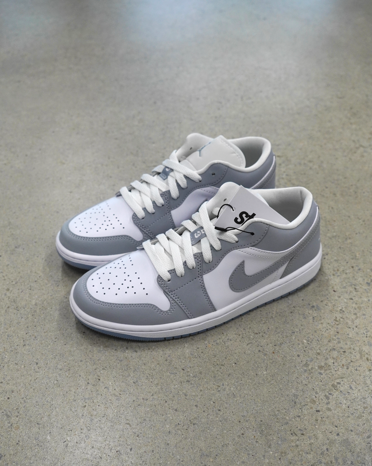 SHOP AIR JORDAN