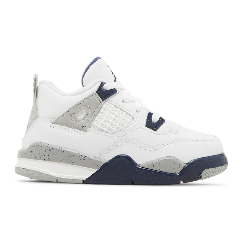 jordan4midnightnavystatementstreetwearTD.png