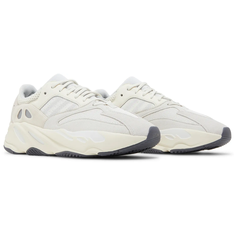 yeezy700analog2.png
